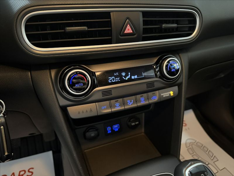 Hyundai Kona 1,0   T-GDi 88 kW 1.MAJITEL ČR - fotka 17 z 36