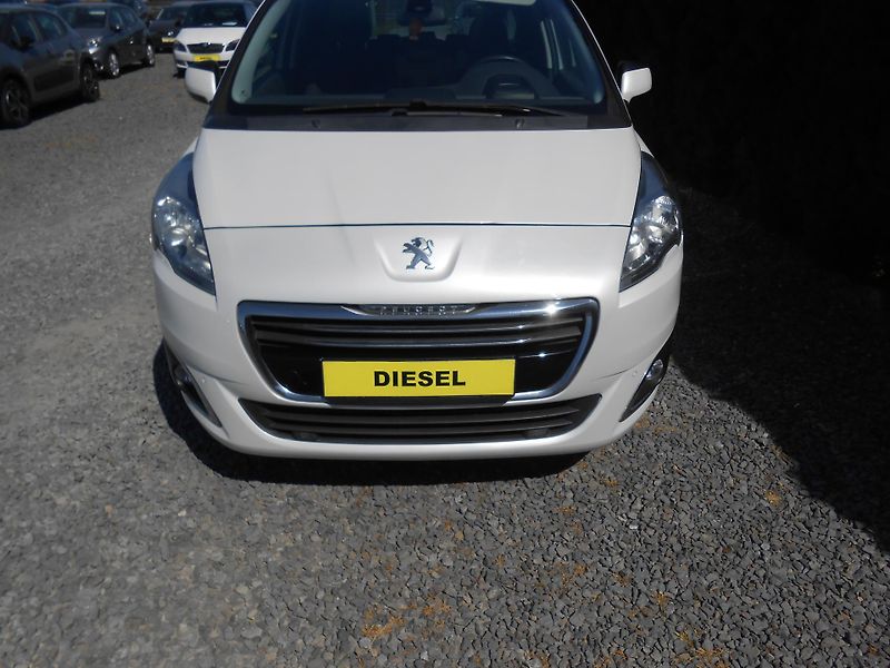 Peugeot 5008 88KW,NAVI,PANORAMA,AUTOMAT - fotka 10 z 45