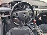 Škoda Superb (2014) 2.0TDi 4x4, Elegance, DSG - náhled 13