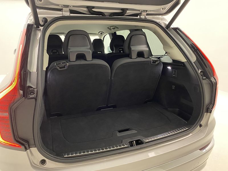 Volvo XC90 B5 AWD BRIGHT PLUS AUT CZ 7m - fotka 35 z 60