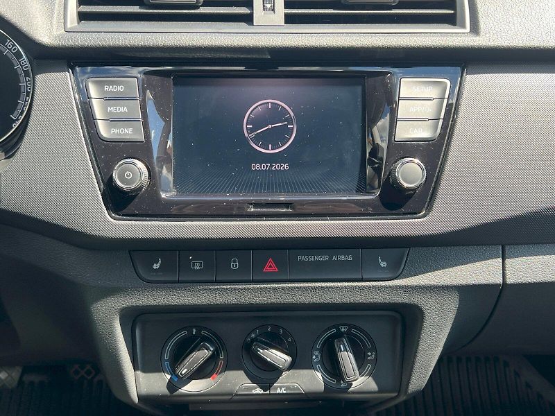 Škoda Fabia (2022) kombi Ambition 1.0 TSI 70 kW 5 - fotka 24 z 28