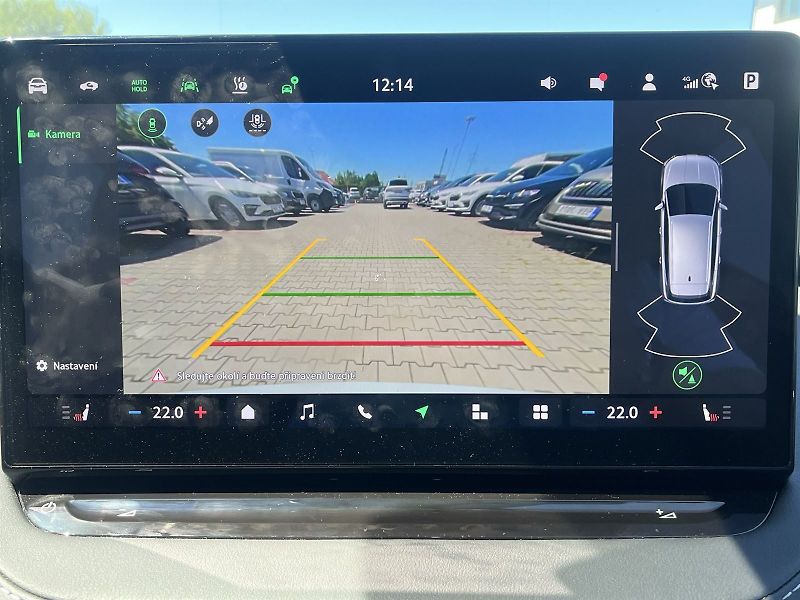 Škoda Enyaq (2025) 82 kWh 210kW Sportline 85 - fotka 15 z 27