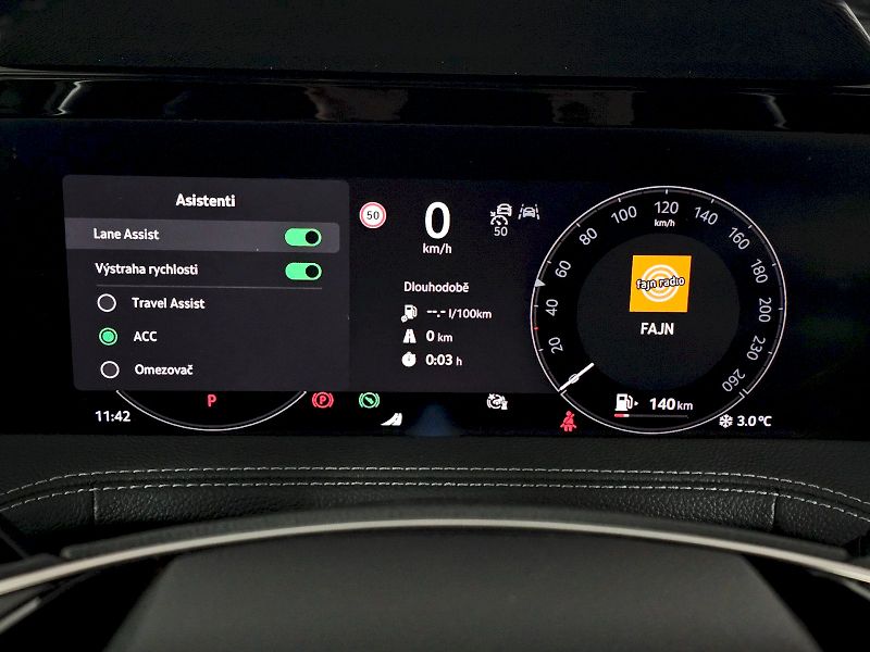 Škoda Superb (2024) 2.0TSI 195kW 4x4 DSG LAURIN A - fotka 15 z 30