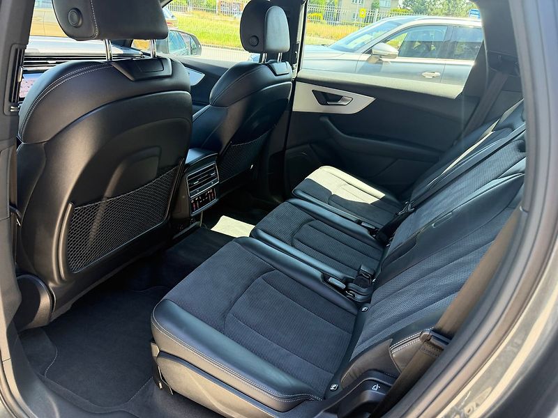 Audi Q7 S-line  210kW Tažné - fotka 20 z 26