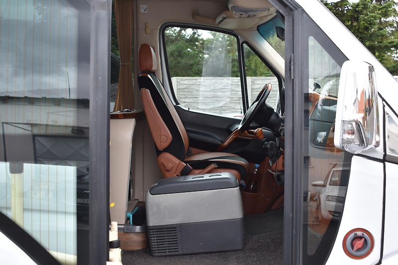 Mercedes-Benz (2016) Sprinter 519 CDI XXL- Panorama - fotka 17 z 22