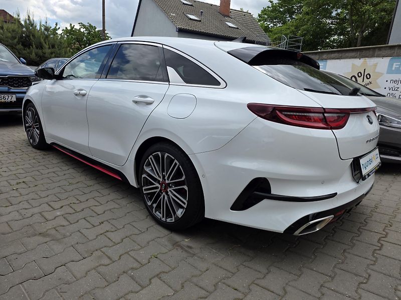 Kia Pro_Ceed 1.6-PANORAMA-GT-150kw - fotka 7 z 13