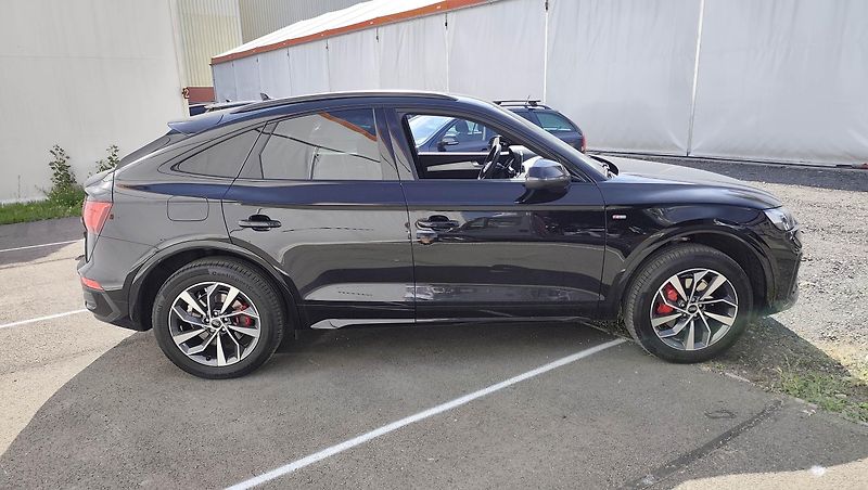 Audi Q5 (2023) Sportback S-line, B&O, Quattro - fotka 5 z 47