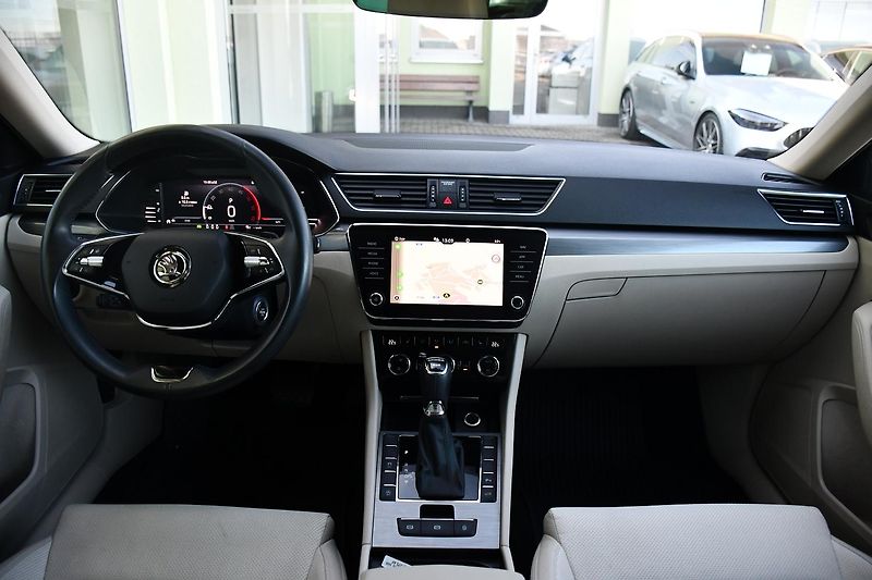 Škoda Superb 2.0TDi147kW STYL DSG 4X4 ČR 1M - fotka 5 z 42