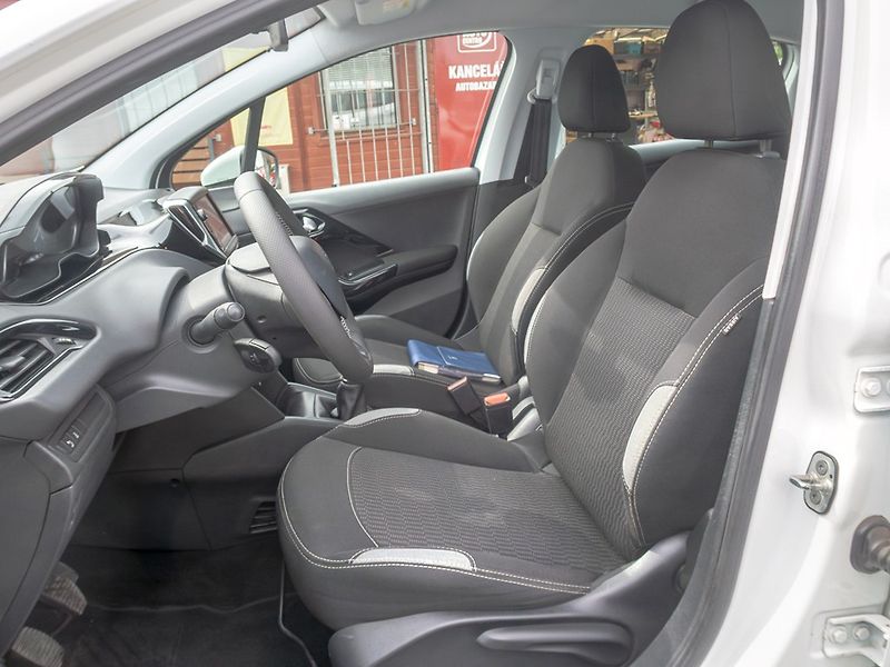 Peugeot 208 (2016) ČR 1.6HDI – PO SERVISU - fotka 14 z 45