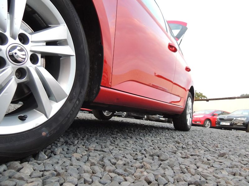 Škoda Fabia (2020) 1.0MPi,44kw,Amb,ČR,1.maj.TZ - fotka 39 z 45