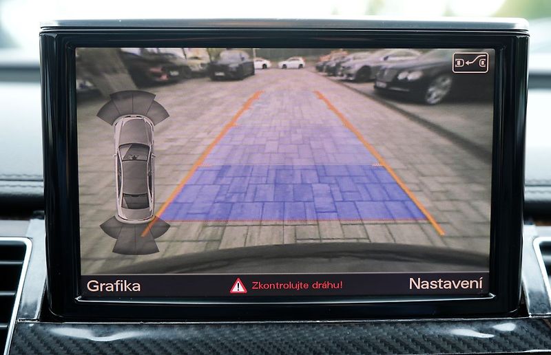 Audi A8 3.0 TDI Quattro/250 PS/ČR - fotka 40 z 50