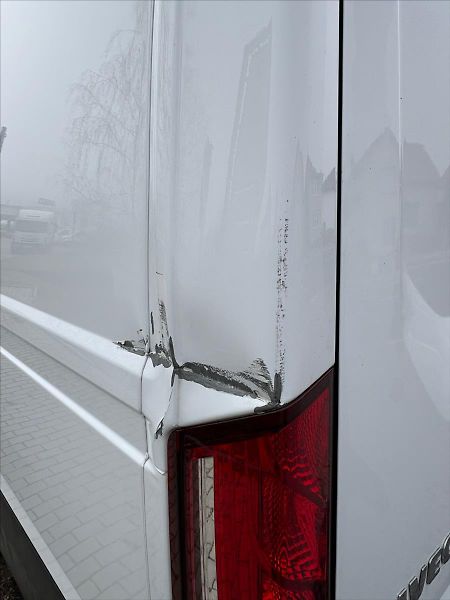 Iveco Daily 3,0 35S18HA8V 16cm3 - fotka 26 z 38