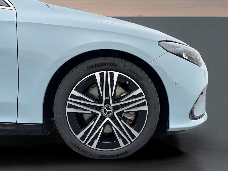 Mercedes-Benz CLA (2026) 200 - fotka 15 z 15