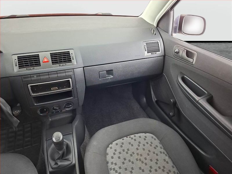 Škoda Fabia (2006) 1.2 12V, po STK, Tažné - fotka 8 z 13