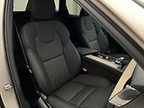 Volvo XC60 B5 AWD DARK PLUS AUT CZ - náhled 20