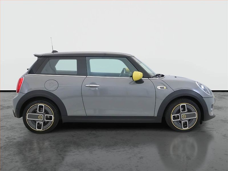Mini Ostatní (2020) Cooper SE 32 kWh, SoH 96% - fotka 6 z 20