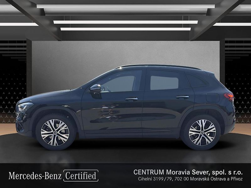 Mercedes-Benz GLA 200d 4MATIC - fotka 2 z 16