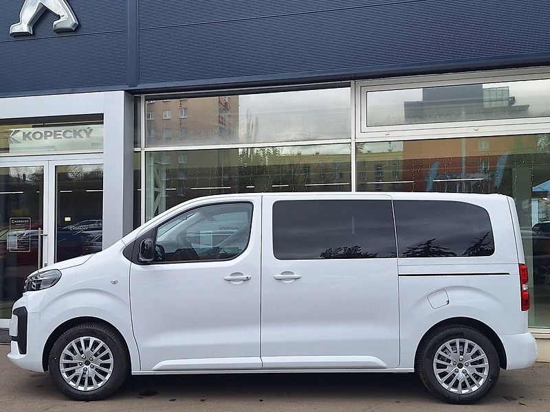 Peugeot Traveller (2026) Active 2.2 BHDi 180k EAT8 - fotka 3 z 22
