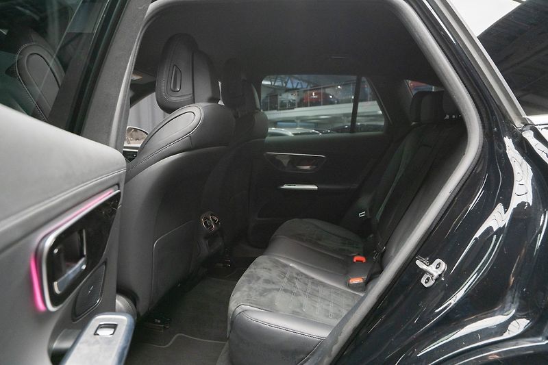 Mercedes-Benz GLC 300 de 4M AMG Distronic DIGI - fotka 17 z 21