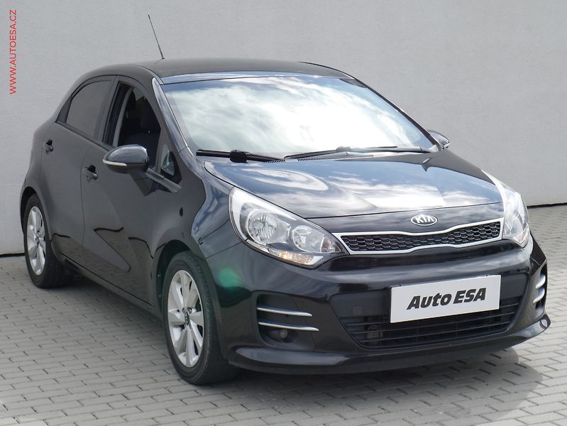 Kia Rio (2016) 1.4CVVT, AC, tempo, park - fotografie inzerátu