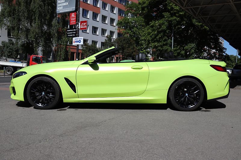 BMW Řada 8 840i XDRIVE CABRIO M-PAKET G14 - fotka 15 z 49