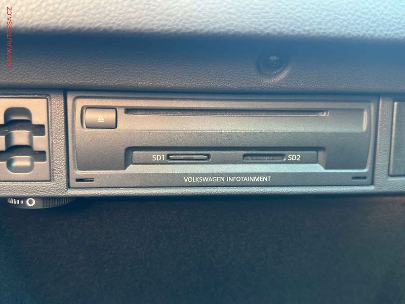Volkswagen Golf (2013) 1.4 TSi VII, Highline, bixen - fotka 18 z 21