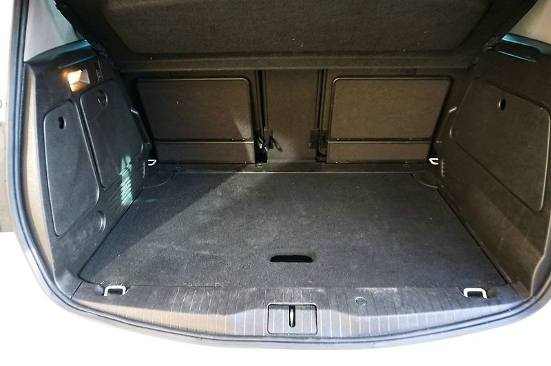Opel Meriva (2016) ENJOY 1.4T 88 kW - fotka 10 z 39