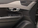 Volvo XC90 T6 AWD INSCRIPTION AUT CZ 7m - náhled 28