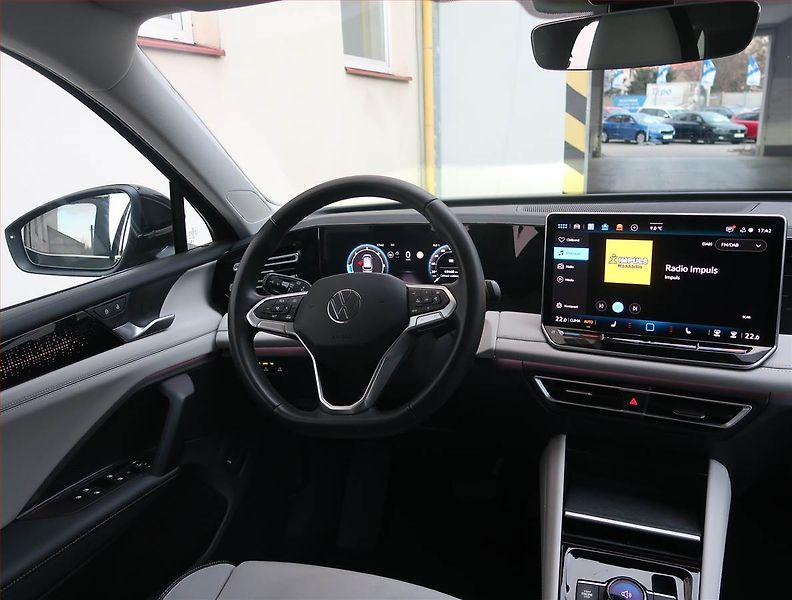 Volkswagen Tiguan (2024) 2.0 TDI - fotka 7 z 23