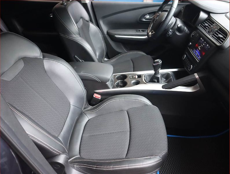 Renault Kadjar (2017) Intens 1.2 TCe, Serv.kniha - fotka 9 z 21