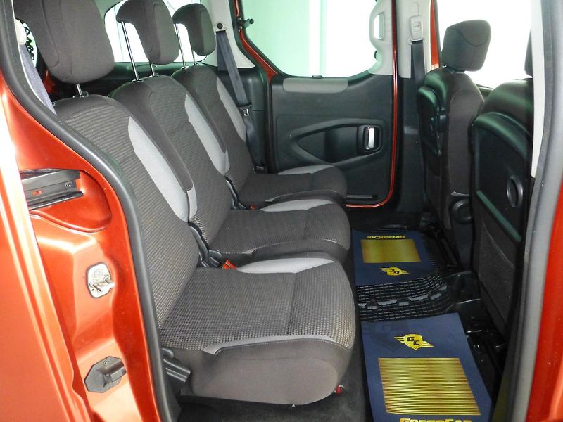 Peugeot Partner Tepee (2011) 1,6HDI*KLIMATIZACE - fotka 21 z 27