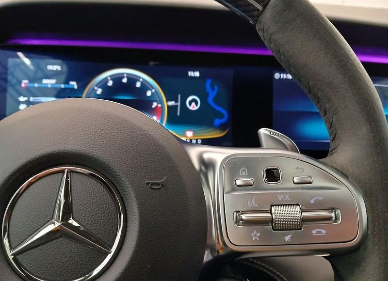 Mercedes-Benz AMG GT 63 S 4M HuD 360k Matrix Masáž - fotka 25 z 38