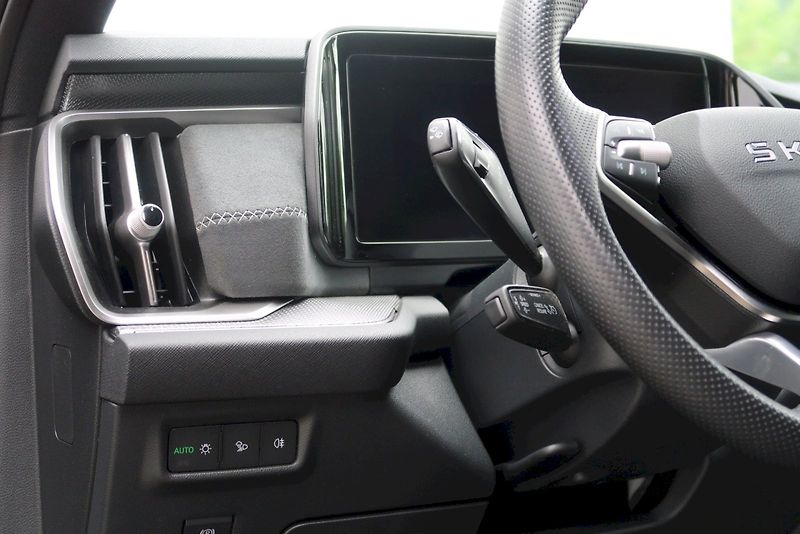 Škoda Kodiaq (2025) SPORTLINE 2.0 TDI 142 kW 4x4 D - fotka 16 z 27