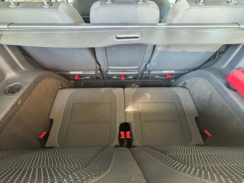 Volkswagen Touran 1.4TSi/2013/7MÍST,MAN6,103kW-Z - fotka 26 z 55