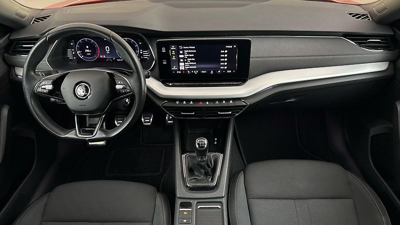 Škoda Octavia 1.5 TSI Style Combi - fotka 8 z 27