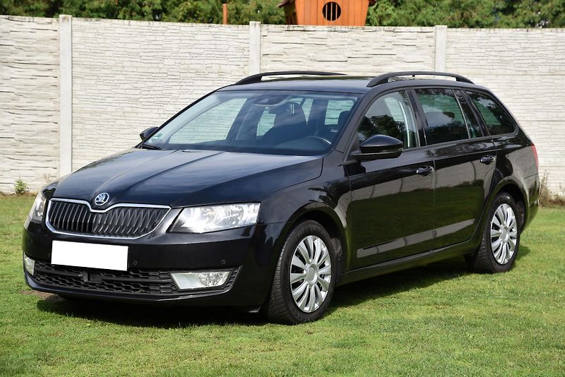 Škoda Octavia 2.0 TDi CR DSG STYLE,NAVI,TEMP - fotka 6 z 50