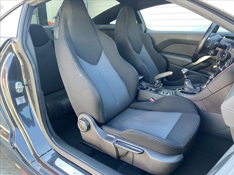Peugeot RCZ 2,0 HDi 163HP KLIMA ZÁRUKA - fotka 15 z 27