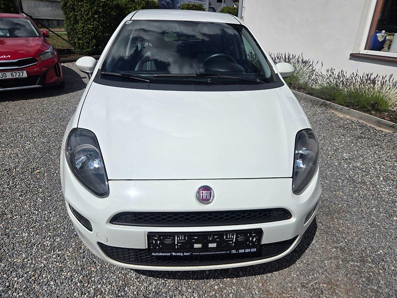 Fiat Punto (2012) 1.4 i Velmi pěkné - fotka 7 z 18