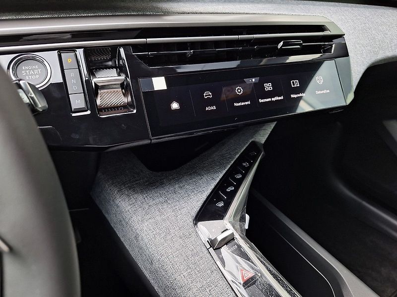 Peugeot 5008 (2026) BUSINESS Hybrid 145 e-DCS6 - fotka 19 z 22