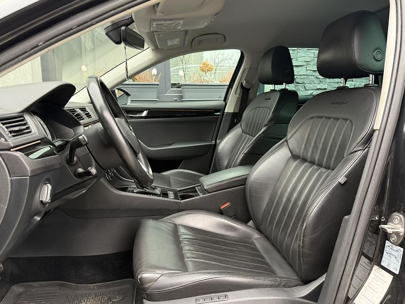 Škoda Superb (2018) 2.0 TDi 4x4 L&K DSG  ZAK V ČR - fotka 7 z 22
