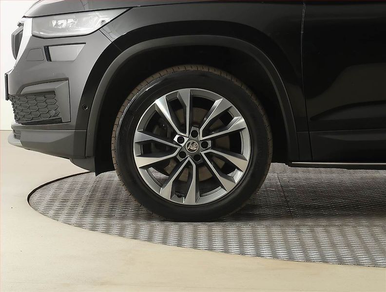 Škoda Kodiaq (2022) Ambition 2.0 TDI, digi klima - fotka 15 z 25