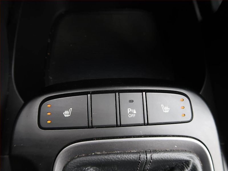 Hyundai Santa Fe (2013) 2.2 CRDi, 4X4, Tempomat - fotka 17 z 17