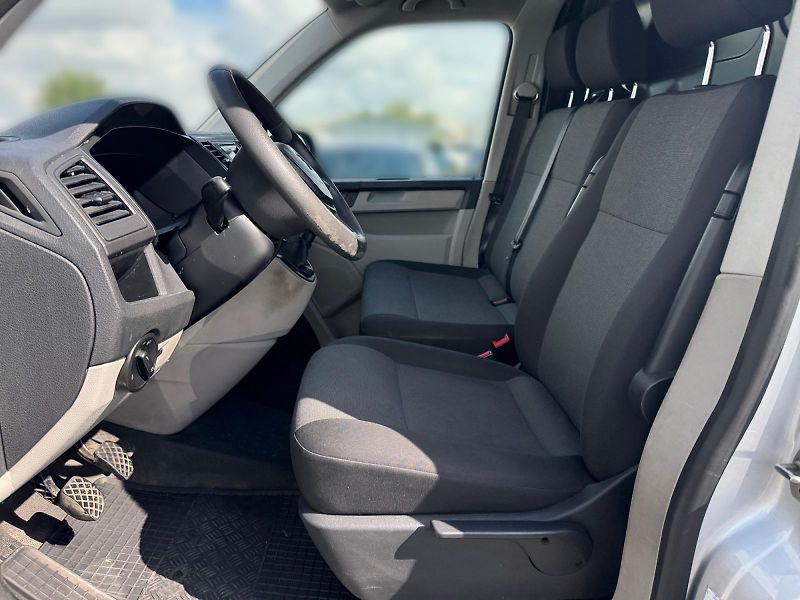 Volkswagen Transporter (2019) 2.0TDI 75kW CZ DPH - fotka 7 z 11