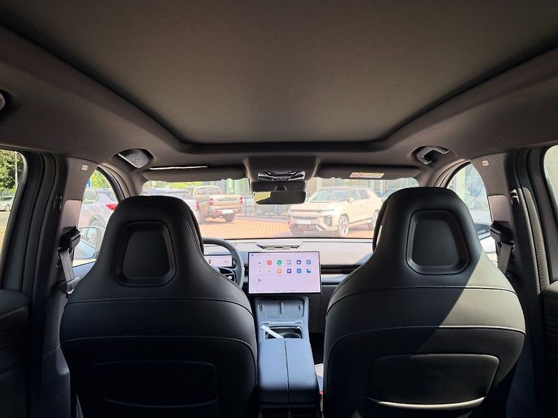 Omoda 7 1.5 Luxury, PHEV, AT, ZADÁNO - fotka 31 z 34
