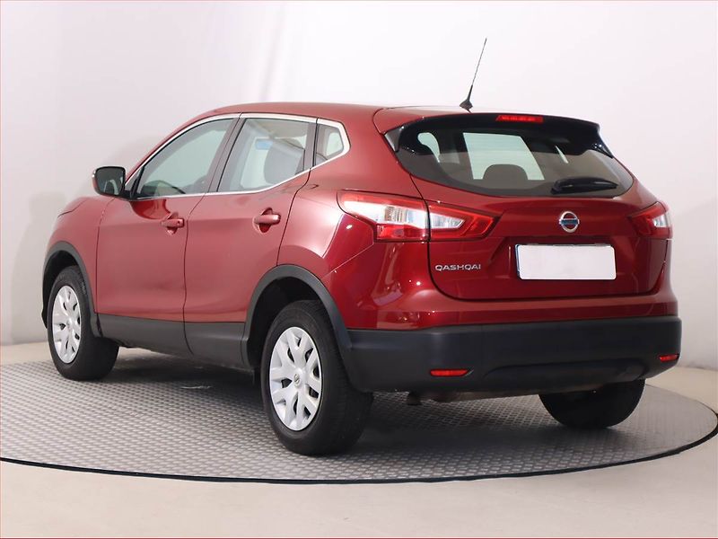 Nissan Qashqai (2016) 1.2 DIG-T, Serv.kniha - fotka 4 z 17