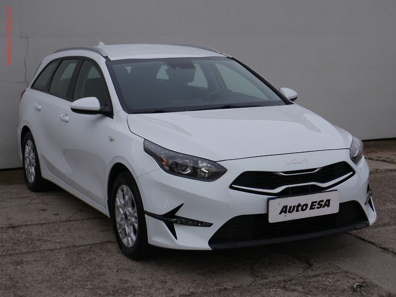 Kia Ceed (2023) 1.5  T-GDi, 1.maj,ČR, servis - fotografie inzerátu