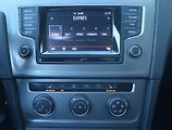 Volkswagen Golf (2015) 1.6 TDI, Tempomat - náhled 12