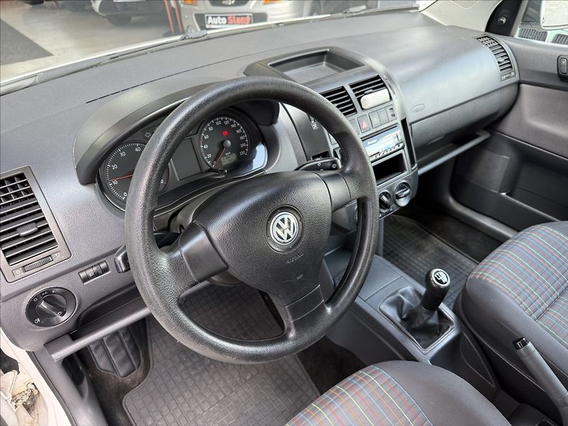 Volkswagen Polo 1,2 i klima,2x kola,nová STK - fotka 9 z 24