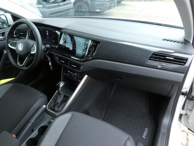 Volkswagen Polo People 1,0 TSI 85 kW 7DSG - fotka 20 z 30