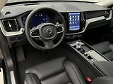 Volvo XC60 B5 AWD DARK PLUS AUT  - náhled 3
